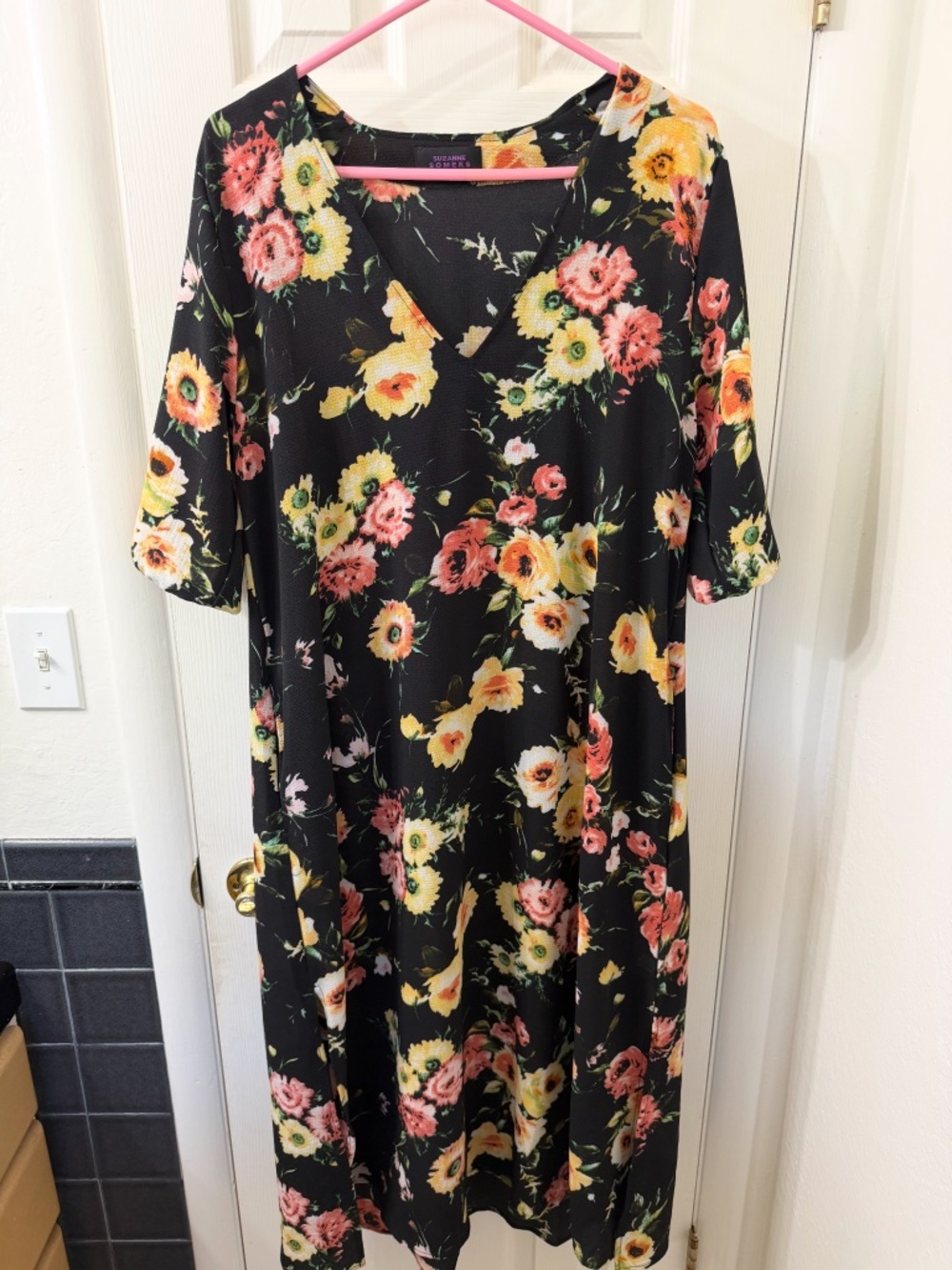 Floral Print Midi Dress by Suzanne Somers. Size 1 (fits up to a size 8)